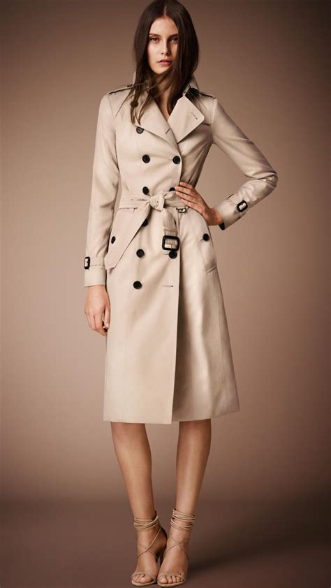 imper burberry femme occasion